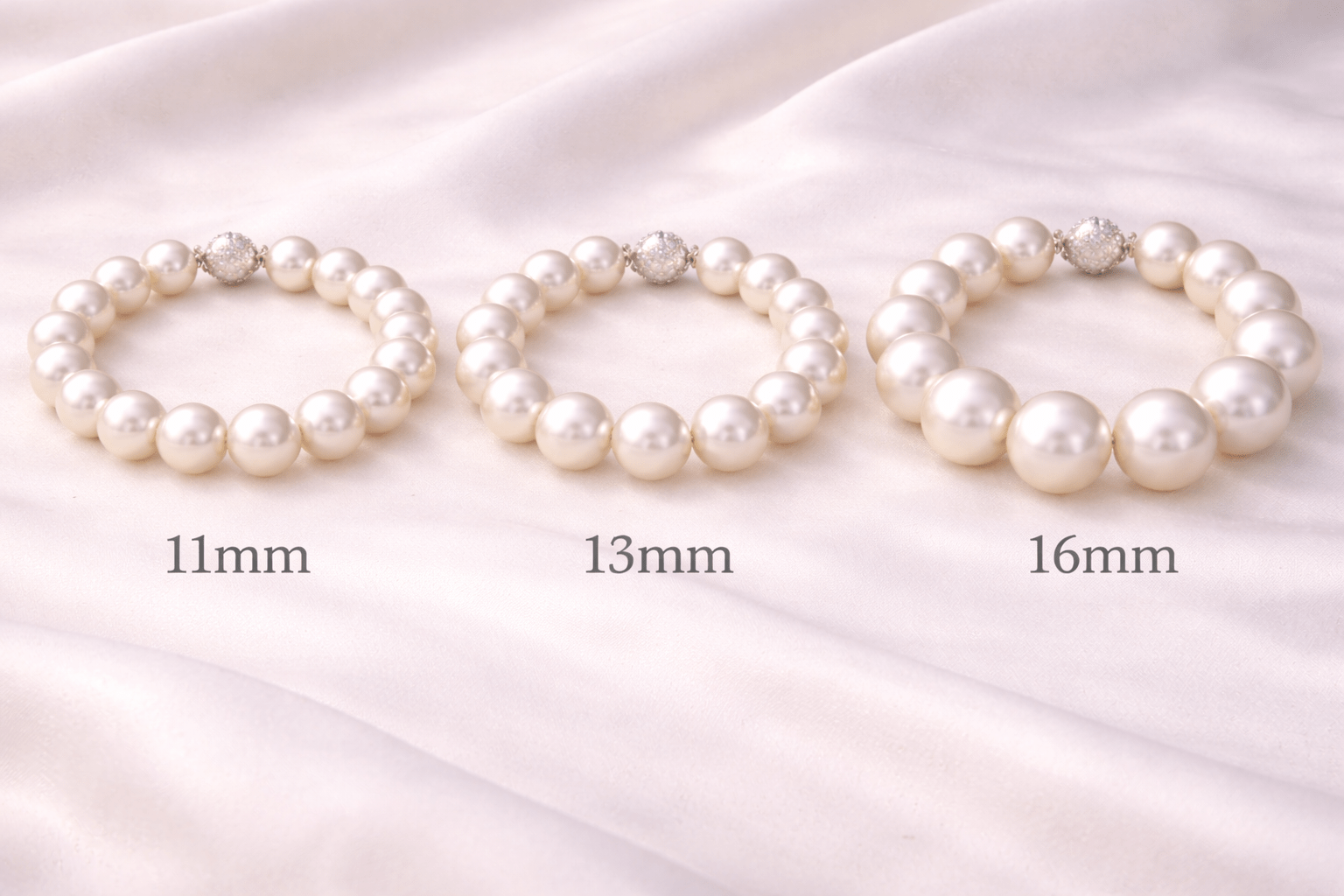 pearlsonly-blog-104-image-4-pearl - El tamaño importa en las pulseras South Sea - Joyería de perlas - pearlsonly