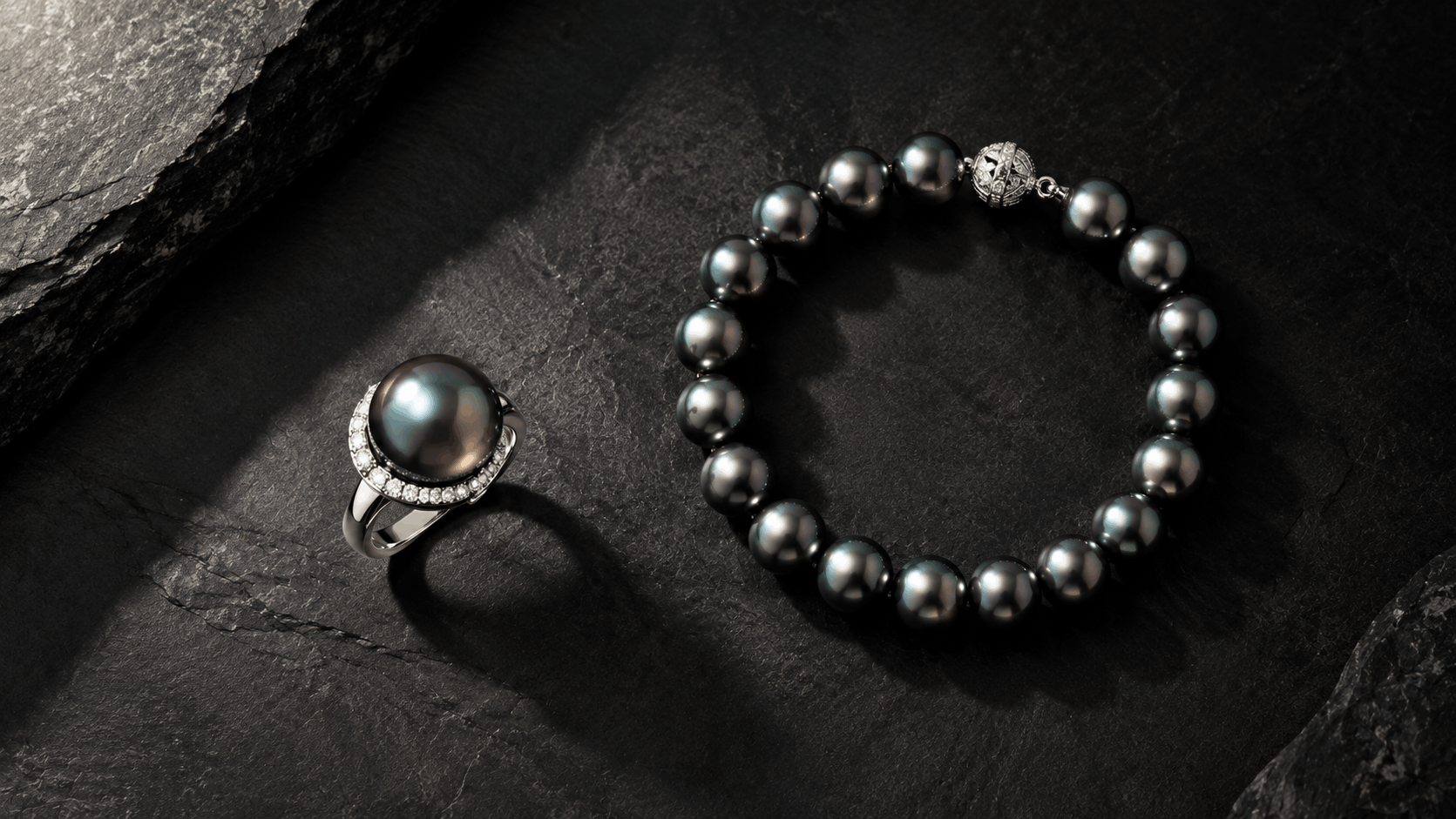 05. Anillos y pulseras de perlas de Tahití